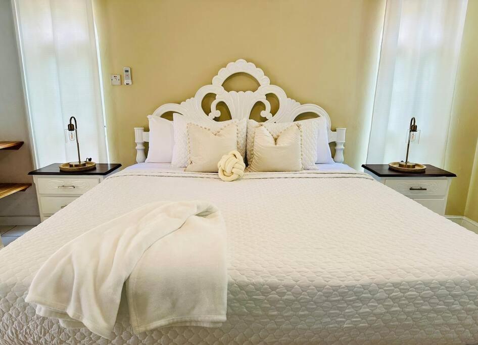 Falcon Islandview - Airport Pickup Available - 24Security Montego Bay Extérieur photo