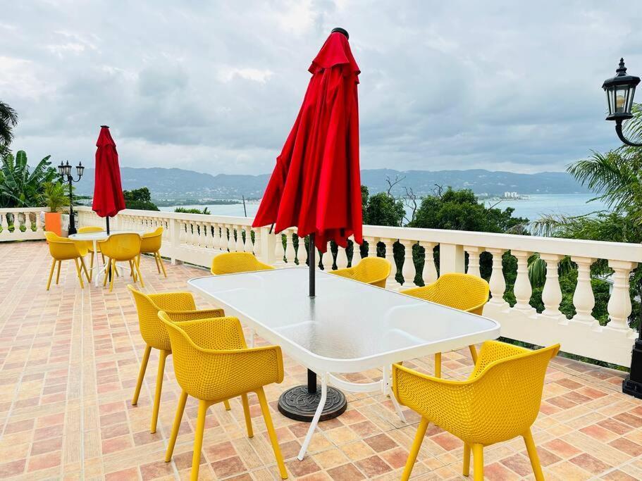 Falcon Islandview - Airport Pickup Available - 24Security Montego Bay Extérieur photo
